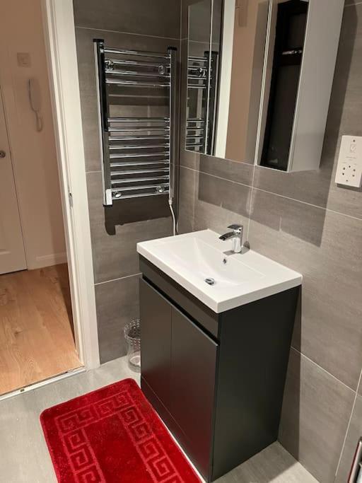 010- Lovely One Bedroom In Ealing F6 Екстер'єр фото